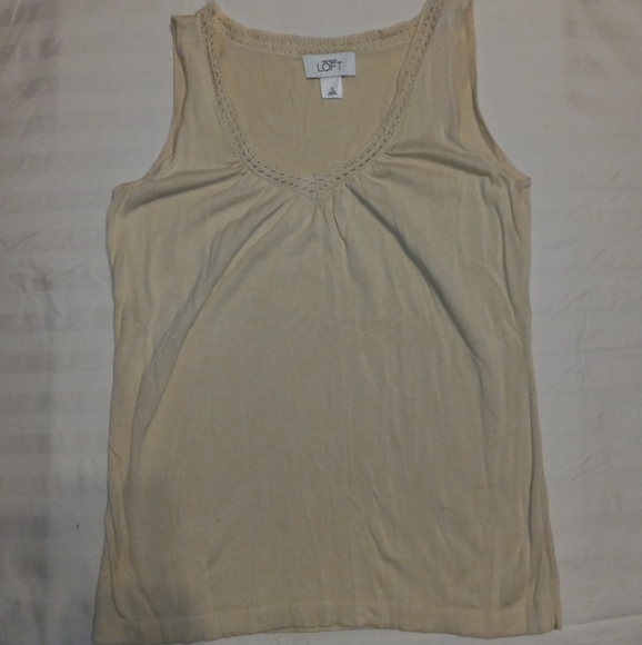 10 PIECE BUNDLE DEAL!       10 Women shirts.                   Size- Small - Picture 6 of 12